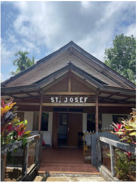 Kasihan, Romo Capek….